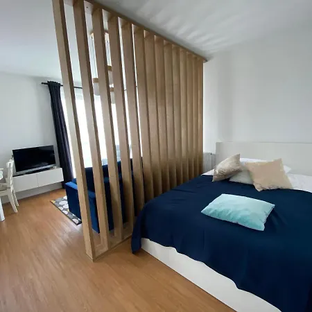 Apartament Pola Apartment *