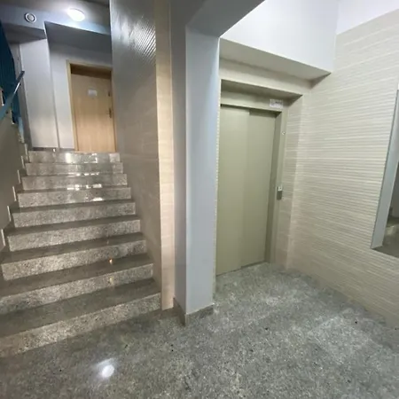 Apartament Pola *